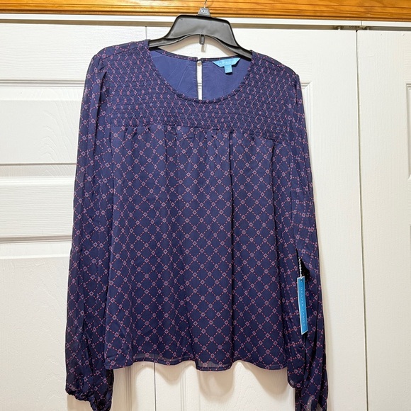 XXL Draper James Navy and Red Geometric Pattern Smocked Top, Sheer Sleeve, NWT - Picture 2 of 13